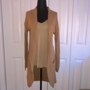 🧣EUC bp shawl cardigan